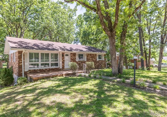 Homes for sale in Poplar Bluff, MO | 1506 Rosedale Ln, Poplar Bluff, MO 63901 | MLS# MIS26030301