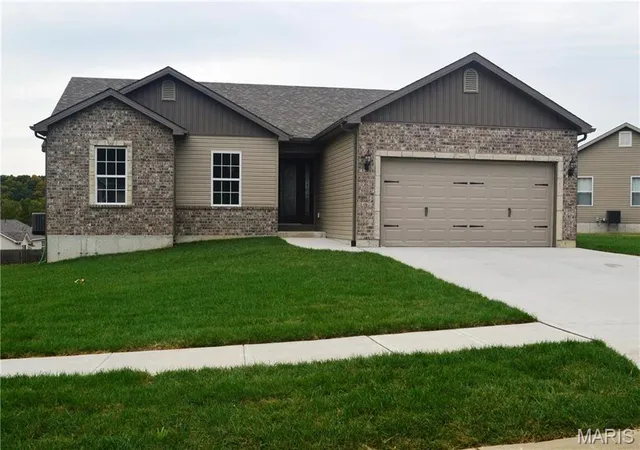 Homes for sale in Herculaneum, MO | 1538 Louisana Dr, Herculaneum, MO 63048 | MLS# MIS26030331
