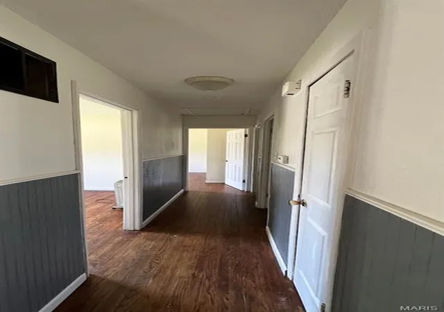 Photo 4 of Single family home for sale at 11747 Vizcuya Ct, Florissant, MO 63033 | MLS# MIS26030367 | Listing updated on 2026-09-25