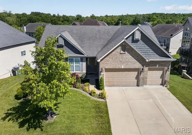 3rd image of 202 Andrea Lynne Dr, Wentzville, MO 63385 | MLS# MIS26030369