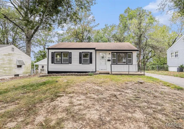 Homes for sale in Saint Louis, MO | 9807 Eastdell Dr, Saint Louis, MO 63136 | MLS# MIS26030393