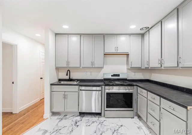 Photo 4 of Single family home for sale at 9807 Eastdell Dr, St Louis, MO 63136 | MLS# MIS26030393 | Listing updated on 2026-08-18