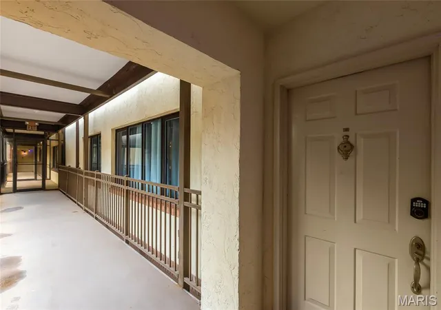 Homes for sale in Clayton, MO | 250 S Brentwood Blvd #1J, Clayton, MO 63105 | MLS# MIS26030423