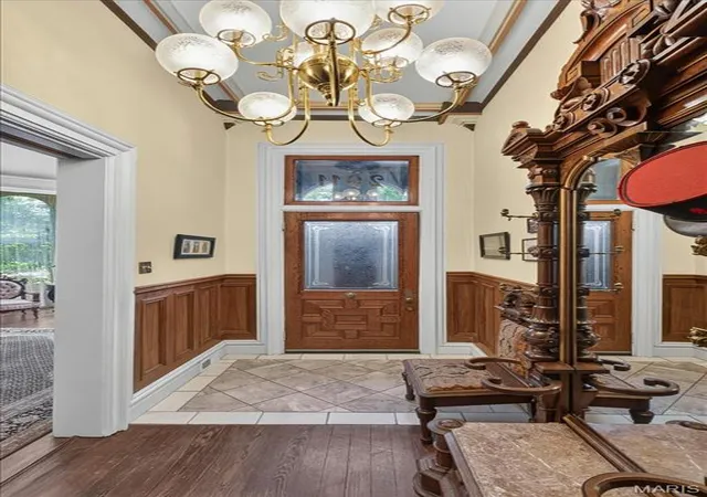Photo 3 of Single family home for sale at 2011 Park Ave, Saint Louis, MO 63104 | MLS# MIS26030452 | Listing updated on 2026-09-23
