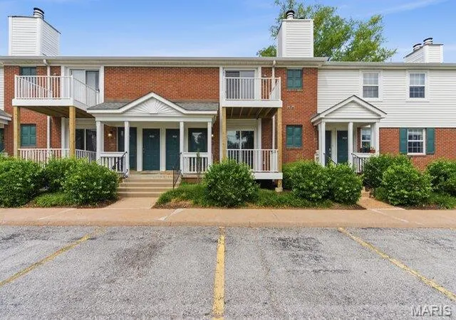 2nd image of 9129 Wrenwood Ln, Saint Louis, MO 63144 | MLS# MIS26030507