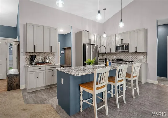 Photo 3 of Single family home for sale at 1657 Westlake Ct Ct, Pacific, MO 63069 | MLS# MIS26030510 | Listing updated on 2026-09-15