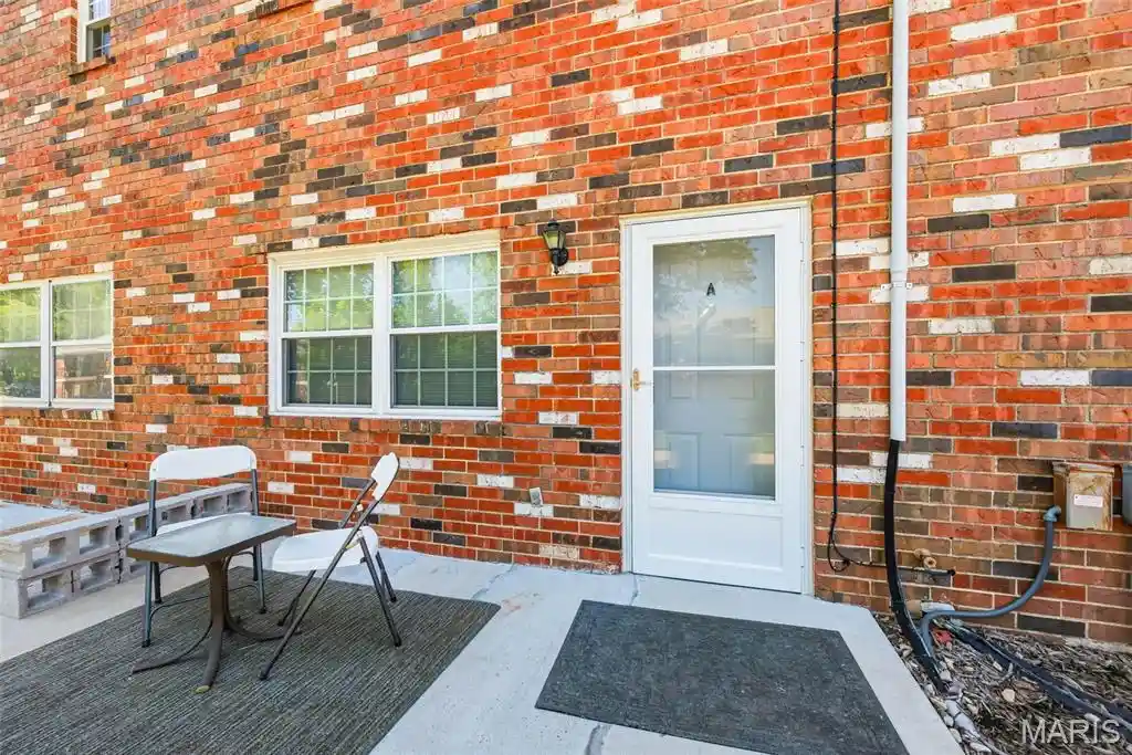 Listing Photo 2 - Condo for sale in 3129 Roger Williams Dr located at 3129 Roger Williams Dr, Bridgeton, MO 63044 - Unit 3129 Roger Williams Dr