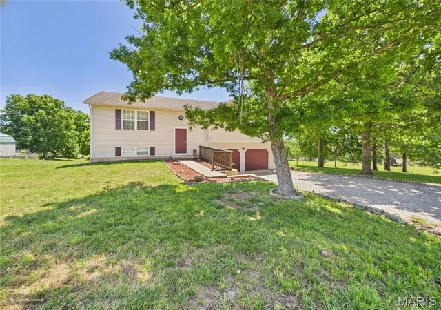 Homes for sale in St Robert, MO | 15430 Top Dr, St Robert, MO 65584 | MLS# MIS26030552