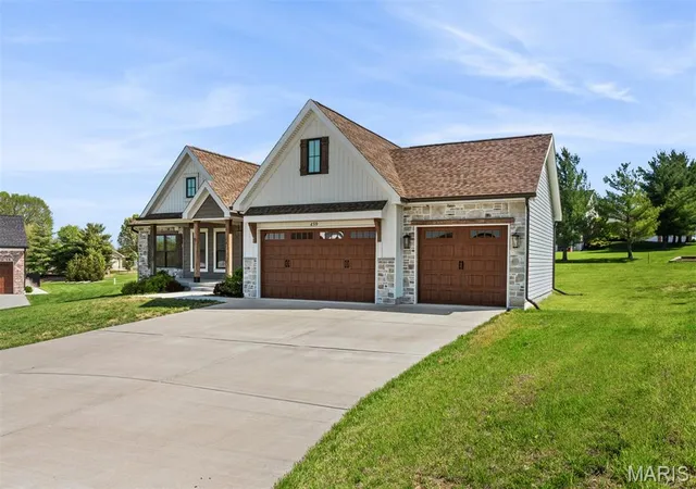 3rd image of 459 Westridge Dr, Troy, MO 63379 | MLS# MIS26030559