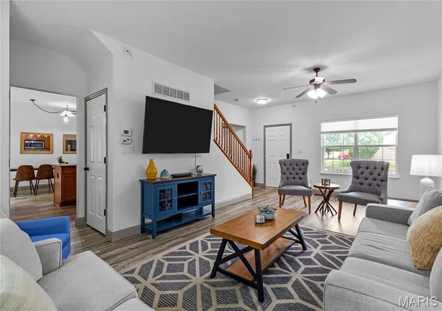 Photo 3 of Single family home for sale at 526 Springhurst Pkwy, O Fallon, MO 63368 | MLS# MIS26030560 | Listing updated on 2026-10-12