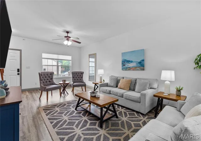 Photo 3 of Single family home for sale at 526 Springhurst Pkwy, O Fallon, MO 63368 | MLS# MIS26030560 | Listing updated on 2026-10-12