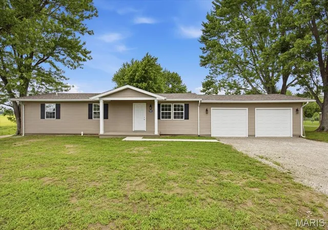 Photo 1 of Single family home for sale at 913 Apple St, Keyesport, IL 62253 | MLS# MIS26030570 | Listing updated on 2026-09-28