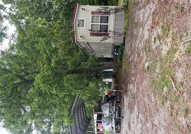4th image of 6213 Sioux Dr, French Village, MO 63036 | MLS# MIS26030690