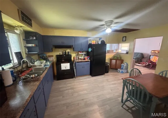 Photo 4 of Single family home for sale at 514 South 2nd St, De Soto, MO 63020 | MLS# MIS26030731 | Listing updated on 2026-10-29