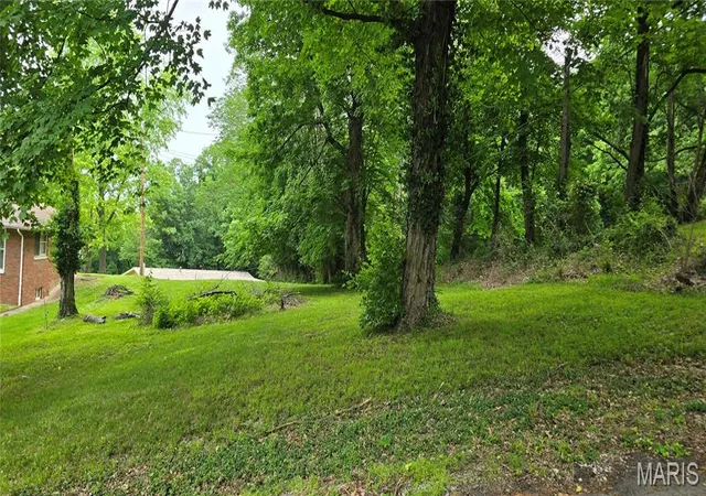 Photo 1 of Land for sale at 0 Bluff Dr, Belleville, IL 62223 | MLS# MIS26030751 | Listing updated on 2026-05-17