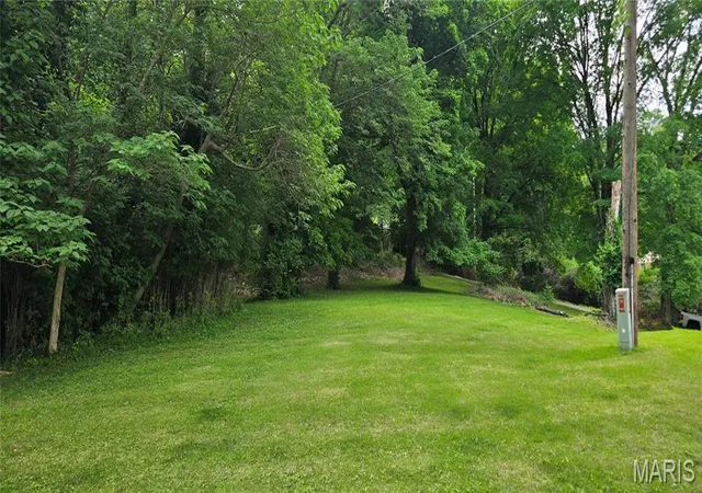 Photo 3 of Land for sale at 0 Bluff Dr, Belleville, IL 62223 | MLS# MIS26030751 | Listing updated on 2026-05-17