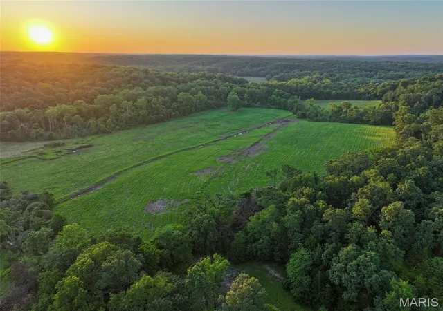 1st image of 0 Tract 2 Highland Fling Rd, Sullivan, MO 63080 | MLS# MIS26030757