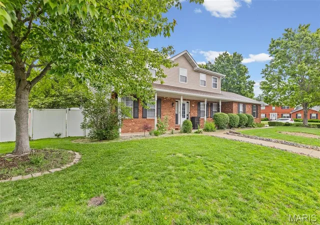 Photo 3 of Single family home for sale at 630 Aladar Dr, O Fallon, IL 62269 | MLS# MIS26030760 | Listing updated on 2026-09-21
