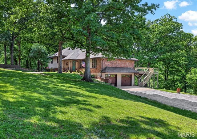 2nd image of 800 Matson Hill Rd, Defiance, MO 63341 | MLS# MIS26030764