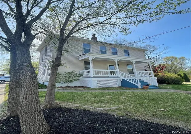 2nd image of 154 Adelle Ave, Saint Louis, MO 63135 | MLS# MIS26030773