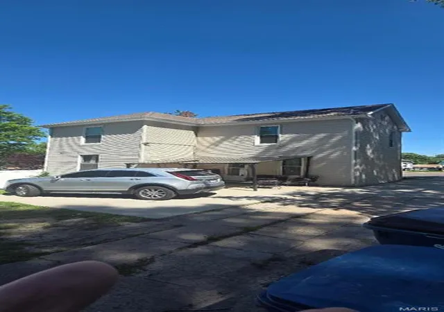 4th image of 154 Adelle Ave, Saint Louis, MO 63135 | MLS# MIS26030773