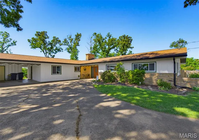 2nd image of 2025 Woodhaven Rd, Poplar Bluff, MO 63901 | MLS# MIS26030777