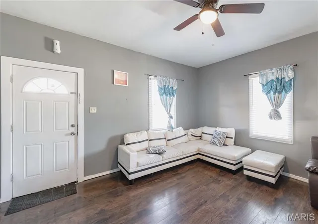 Photo 3 of Single family home for sale at 3702 Garnier St, Saint Louis, MO 63116 | MLS# MIS26030787 | Listing updated on 2026-05-23