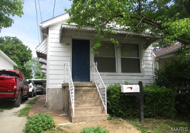 Homes for sale in Unincorporated, MO | 969 Dammert Ave, Unincorporated, MO 63125 | MLS# MIS26030796