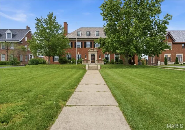Photo 1 of Mansion for sale at 5591 Lindell Blvd, St Louis, MO 63112 | MLS# MIS26030817 | Listing updated on 2026-10-28