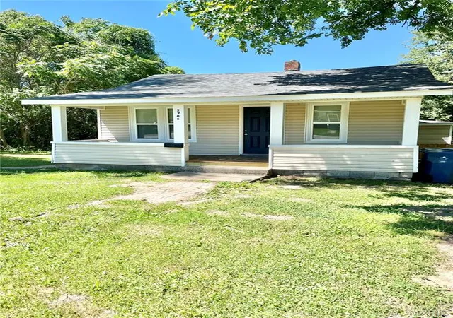 Homes for sale in Alton, IL | 2206 Locust Ave, Alton, IL 62002 | MLS# MIS26030842