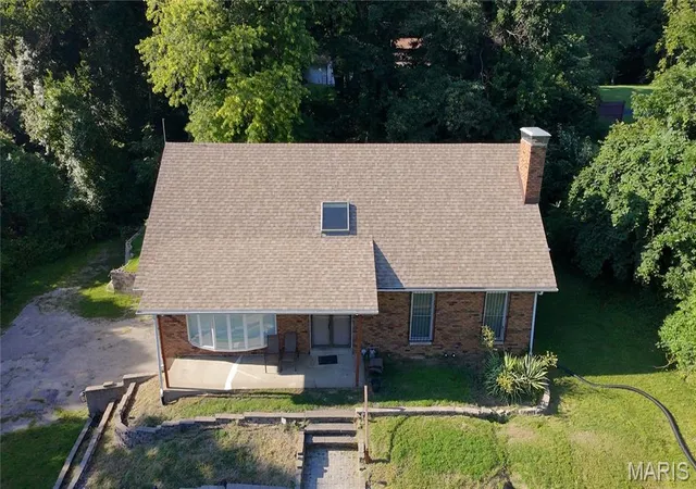 Photo 3 of Single family home for sale at 9119 Wedgewood Dr, Fairview Heights, IL 62208 | MLS# MIS26030863 | Listing updated on 2026-08-13