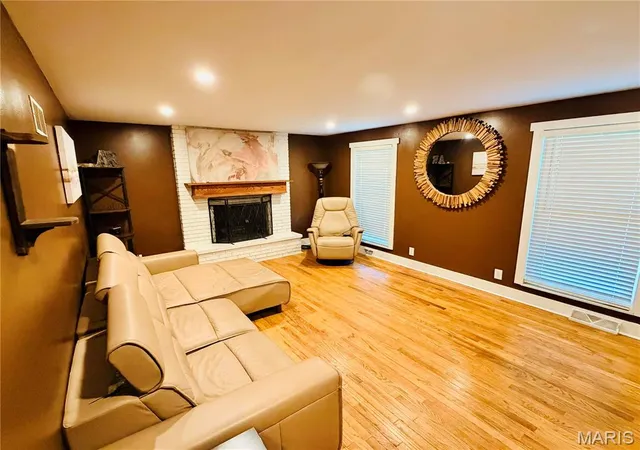 Photo 4 of Single family home for sale at 9119 Wedgewood Dr, Fairview Heights, IL 62208 | MLS# MIS26030863 | Listing updated on 2026-09-27