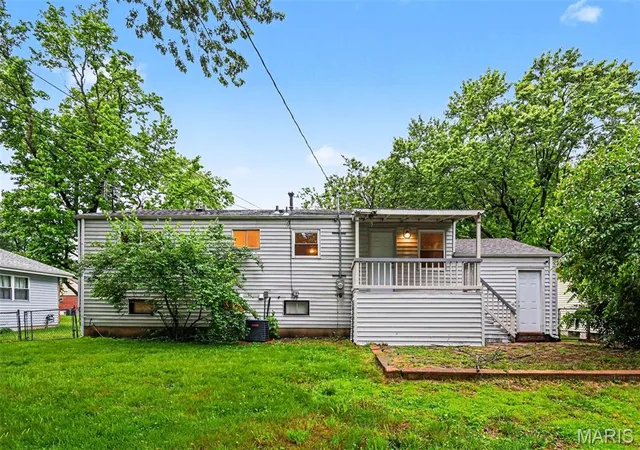 Homes for sale in Florissant, MO | 1440 Burning Tree Dr, Florissant, MO 63033 | MLS# MIS26030866