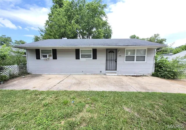 Single Family Residence at 1201 June Ave, Saint Louis, MO 63138 | MLS# MIS26030868 | | Sold on 2026-06-18