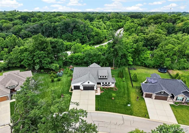 Photo 64 of Sale Pending at 1114 Elbow Hill Ct, Caseyville, IL 62232 | MLS# MIS26030870 | Listing updated on 2026-09-14