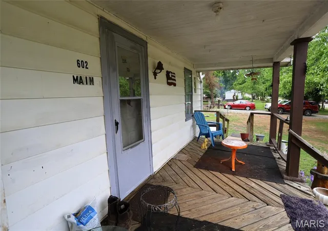 Photo 3 of Single family home for sale at 602 Main St, Mineral Point, MO 63660 | MLS# MIS26030886 | Listing updated on 2026-05-27