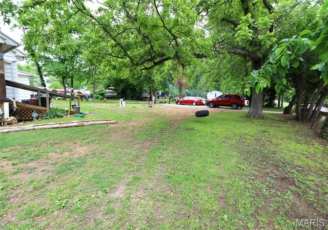 Photo 4 of Single family home for sale at 602 Main St, Mineral Point, MO 63660 | MLS# MIS26030886 | Listing updated on 2026-05-27