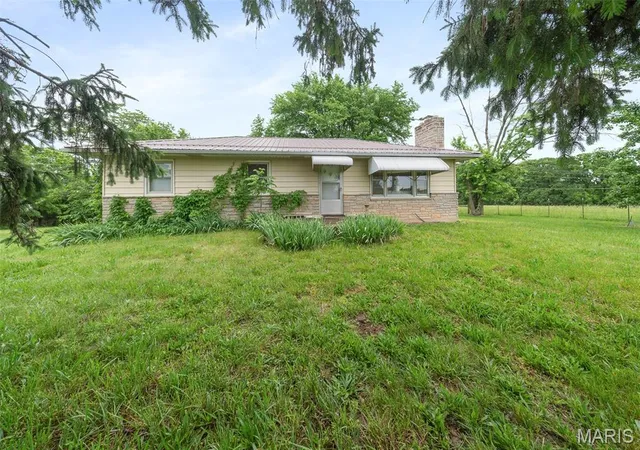 Homes for sale in Rolla, MO | 12580 Private Dr 5204, Rolla, MO 65401 | MLS# MIS26030887