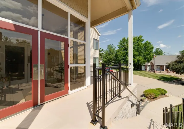 Homes for sale in Lake Saint Louis, MO | 1608 Lake Knoll Dr #1A, Lake Saint Louis, MO 63367 | MLS# MIS26030892