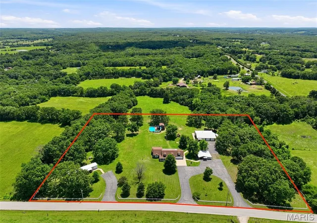 1st image of 2622 Old Mount Hope Rd, Lonedell, MO 63060 | MLS# MIS26030895