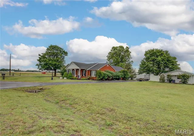 5th image of 763 N Hwy Cc, Bertrand, MO 63823 | MLS# MIS26031004