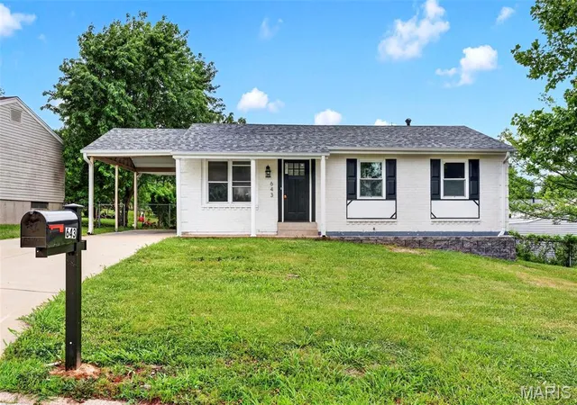 Homes for sale in Arnold, MO | 643 Washington Dr, Arnold, MO 63010 | MLS# MIS26031007
