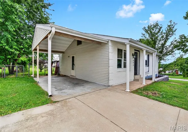 Homes for sale in Arnold, MO | 643 Washington Dr, Arnold, MO 63010 | MLS# MIS26031007