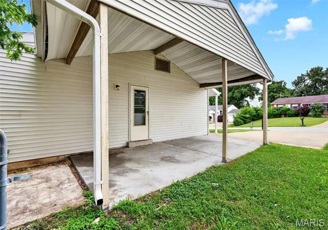 Homes for sale in Arnold, MO | 643 Washington Dr, Arnold, MO 63010 | MLS# MIS26031007