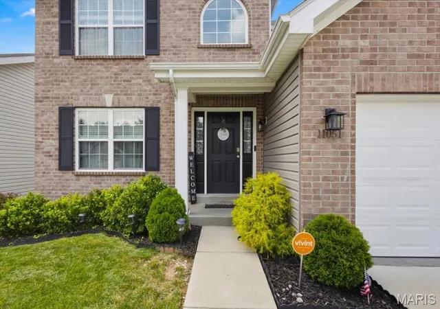 2nd image of 11051 Arbor Gardens Dr, Bridgeton, MO 63044 | MLS# MIS26031061