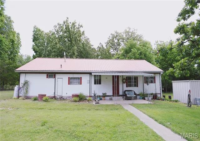 Homes for sale in Rolla, MO | 425 Eisenhower St, Rolla, MO 65401 | MLS# MIS26031074