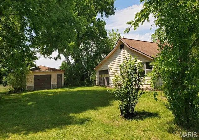 3rd image of 3947 Hwy H, Salem, MO 65560 | MLS# MIS26031085