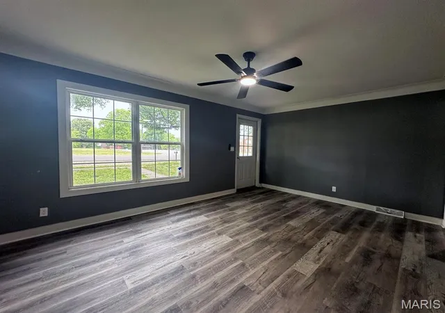 Photo 5 of Single Family Residence at 315 S Park Ln, Dexter, MO 63841 | MLS# MIS26031109 |  | Sold on 2026-07-17