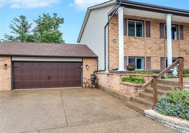 5th image of 16 La Rochelle Ct, Lake St Louis, MO 63367 | MLS# MIS26031181