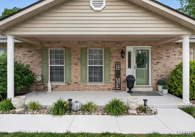 Homes for sale in Pevely, MO | 21 Christina Dr, Pevely, MO 63070 | MLS# MIS26031202